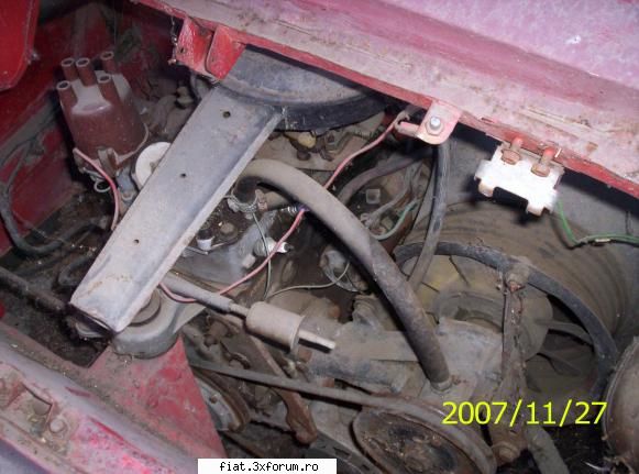 Masini vechi de vanzare - compartiment motor - Classic corner