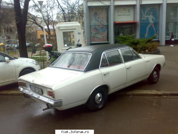 Masini vechi din Bucuresti - mihai29 - Classic corner