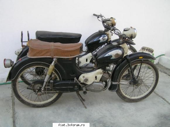 Masinile clasice. Care pe care copiaza? - si surata romaneasca, carpati super - Classic corner