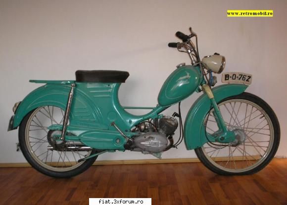 Masinile clasice. Care pe care copiaza? - carpati simplu, in proprietatea colegului - Classic corner