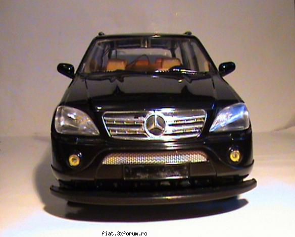 Mercedes - dimensiuni 33x14x16 cm - Classic corner