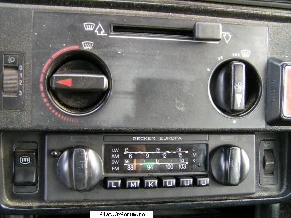 Mercedes W123, 230 E, automatic - cu radio-ul original, proaspat reparat, curatat - Alte marci