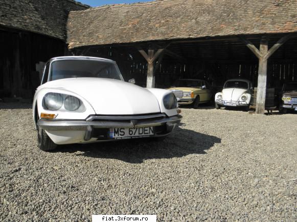 Mercedes W123, 230 E, automatic - saraca Singer e incompleta, din pacate... iata o - Alte marci