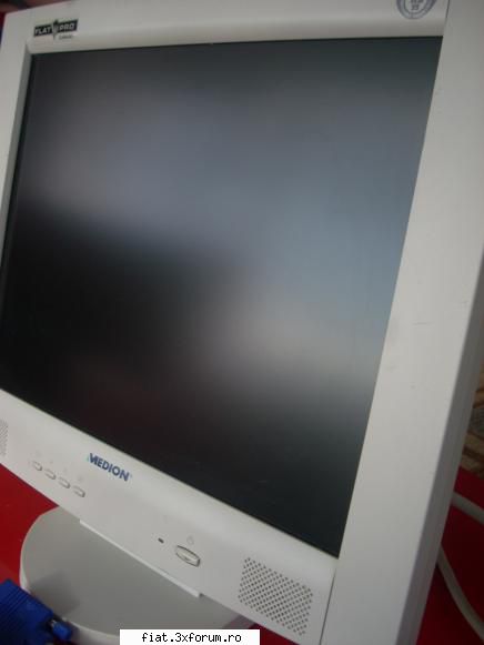 Monitoare LCD - Monitoare folosite dar functionale/probate - Anunturi