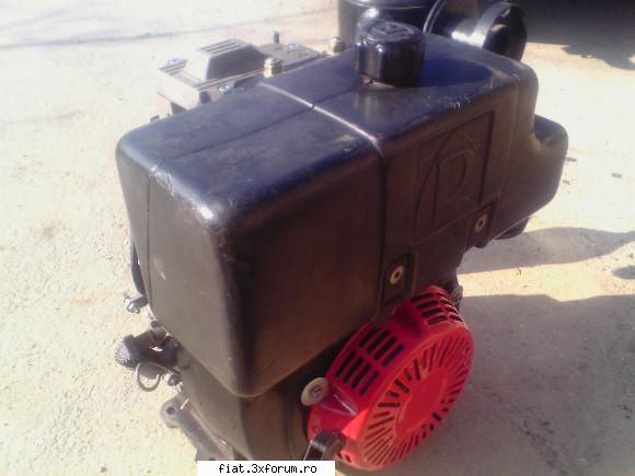 Motor diesel RUGGERINI 10 cp - Motor diesel Ruggerini Un piston , racire cu aer - Anunturi