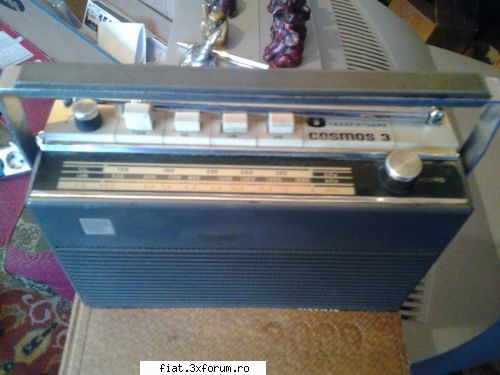 Obiecte vechi din perioada comunista - Un superb radio vintange scos pe piata perioada - Classic corner