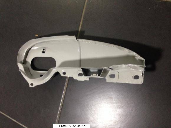 Ochelar spate Fiat 850 - Ochelar spate Fiat 850 sablat si vopsit 50 ron - Club Fiat 850
