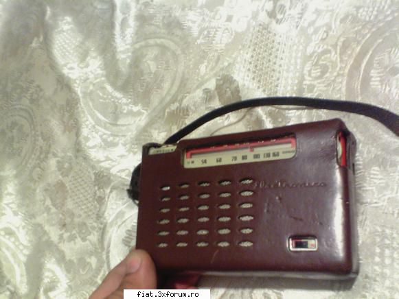 Old-radios - Adaug radio portabil ZEFIR Primul radioreceptor - Anunturi