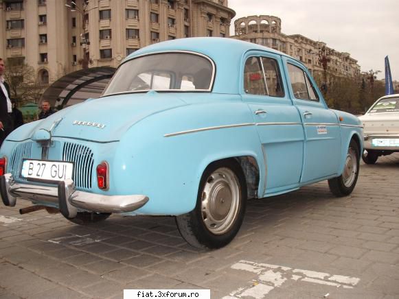 Parada floriilor - Cat imi place acest Renault !! - Classic corner