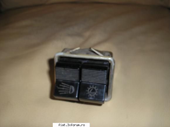 Piese Fiat 125 - Buton comanda lumini Fiat 125 perfect functional - Bursa