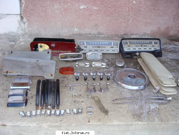 Piese Fiat 1300 - carcasa filtru aer pret:50 lei -avans vacumatic - Bursa