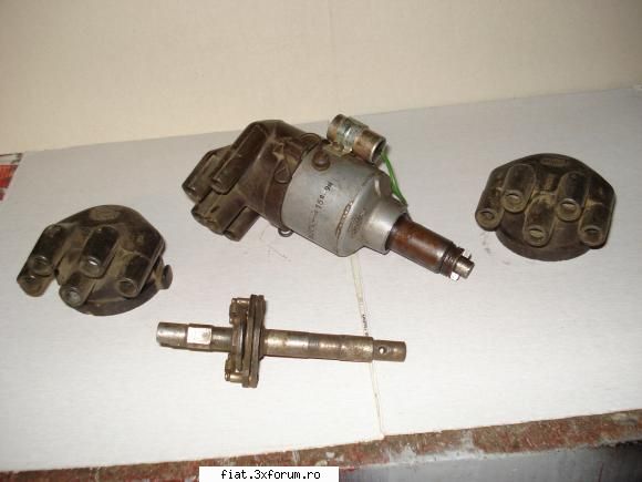 Piese Fiat 600 - Delcou impreuna cu celelalte elemente - Bursa