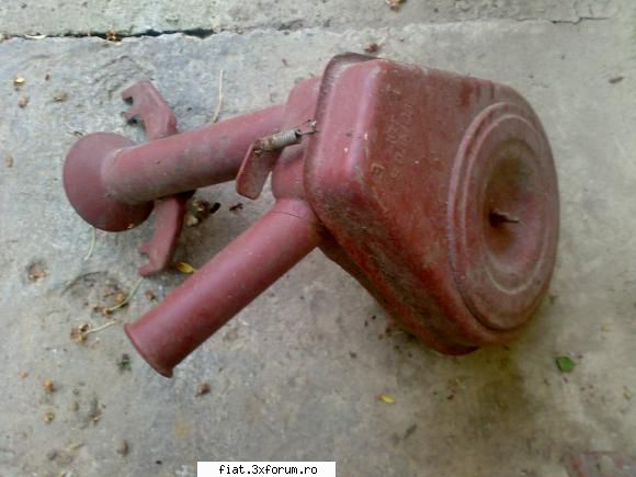 Piese fiat 600 de vanzare - filtru de aer curatat si grunduit - 10 lei - Bursa