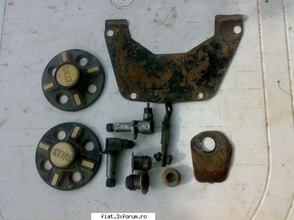 Piese fiat 600 de vanzare - piese diverse 10 lei - Bursa