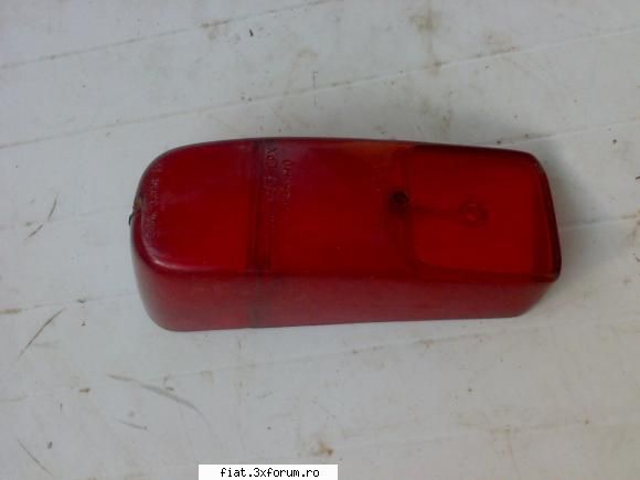 Piese fiat 600 de vanzare - stop rosu altisimo . 10 lei - Bursa