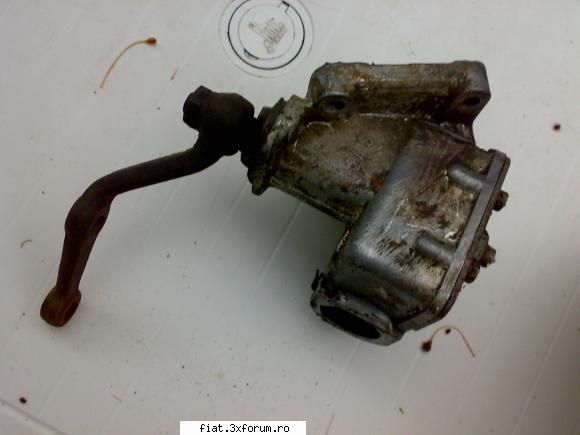 Piese fiat 600 de vanzare - caseta directie . 15 lei - Bursa