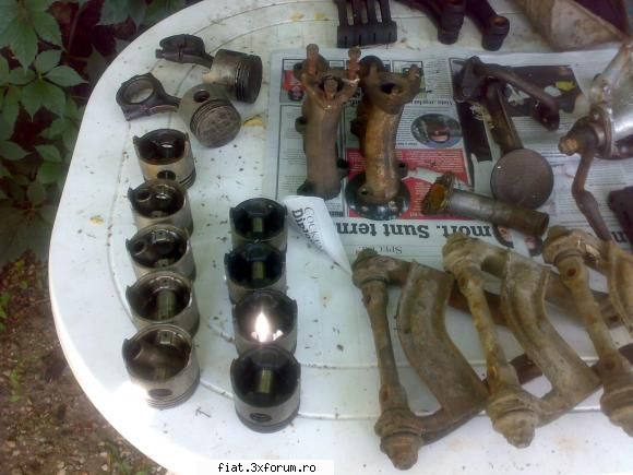 Piese fiat 600 de vanzare - alt set de piese : set pistoane folosite cota lei - Bursa