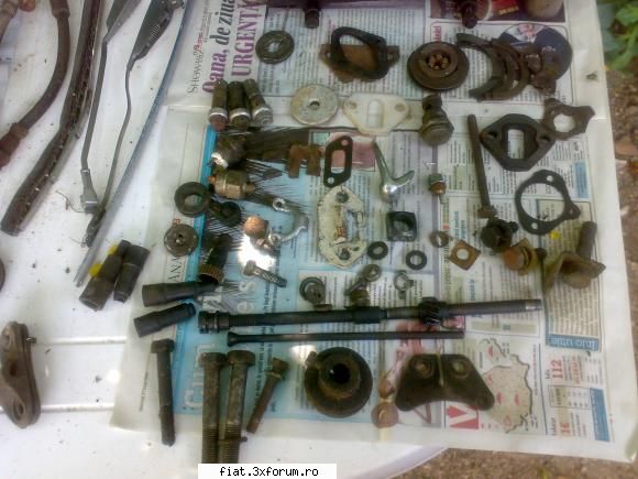 Piese fiat 600 de vanzare - maruntisuri : 3 becuri martor bord 30 lei maner - Bursa