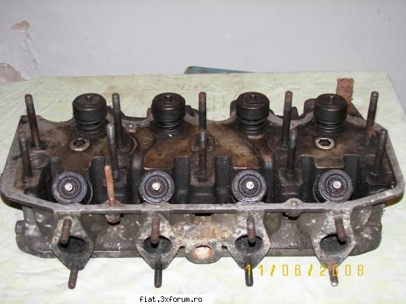 Piese vechi Fiat 1300 - Ciuloasa 150 RON - Bursa