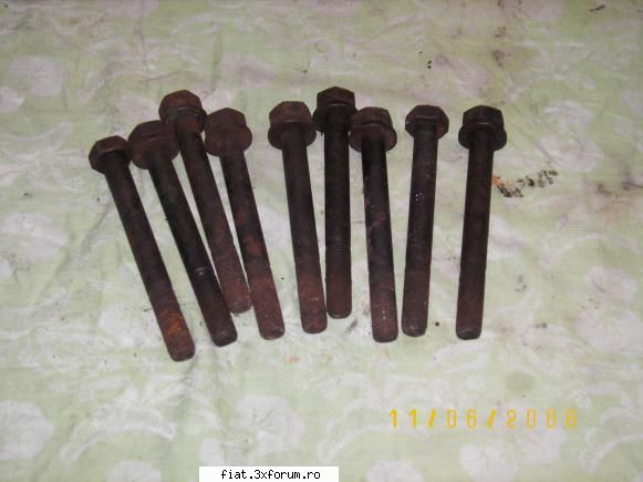 Piese vechi Fiat 1300 - Suruburi chiuloasa 50 RON- VANDUT - Bursa