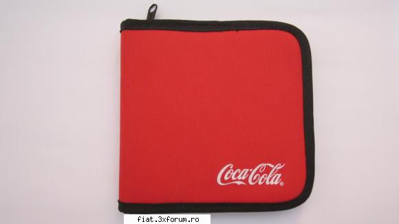 Port CD-uri Coca-Cola - Se poate inchide ! - Anunturi