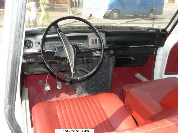 R16 contra Fiat - R16 stare foarte buna masina se afla in - Bursa