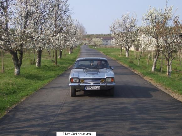 RETRoparada primaverii-Raidul Drumul vinului 2009 - si pe drumul catre casa - Classic corner