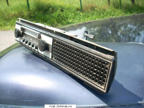 Radio Fiat 850 - Stare estetica perfecta Inca nu l-am probat Este - Club Fiat 850