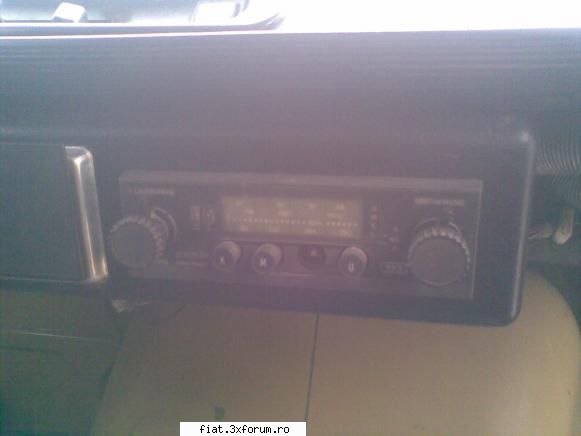 Radio si un ceas Jaeger - Radio si un ceas Jaeger radio functional - 50ron - Anunturi