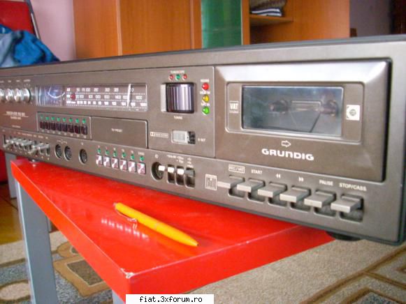 Radiouri - Radio WHALTAM functional-60 lei VANDUT GRUNDIG - Anunturi