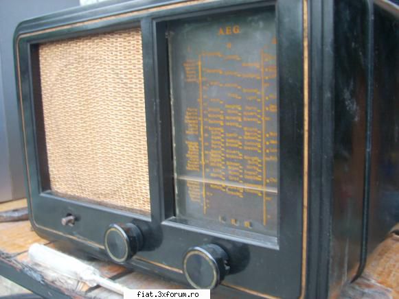 Radiouri - Radio AEG Super 421 GW , cu tuburi (lampi) - Anunturi