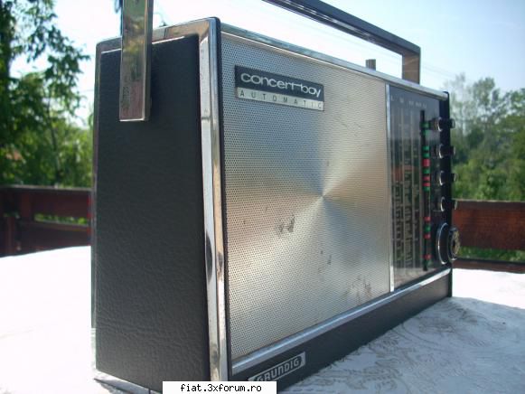 Radiouri - Vand aparat de radio GRUNDIG Prima Boy 50 Stare - Anunturi
