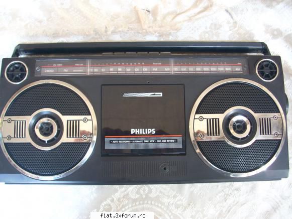 Radiouri - Adaug radiocasetofon PHILIPS D8050 Estetic - Anunturi