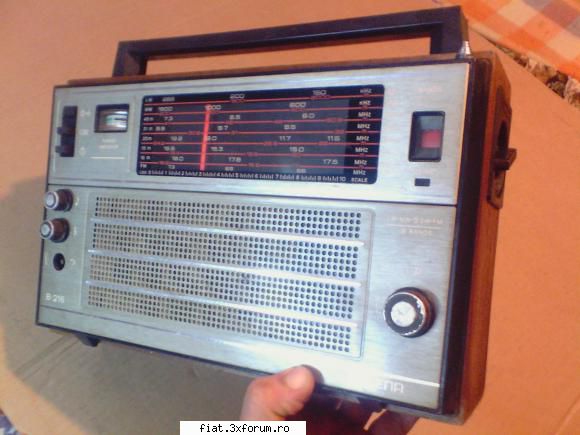 Radiouri - Adaug radio SELENA , made in URSS Estetic arata - Anunturi