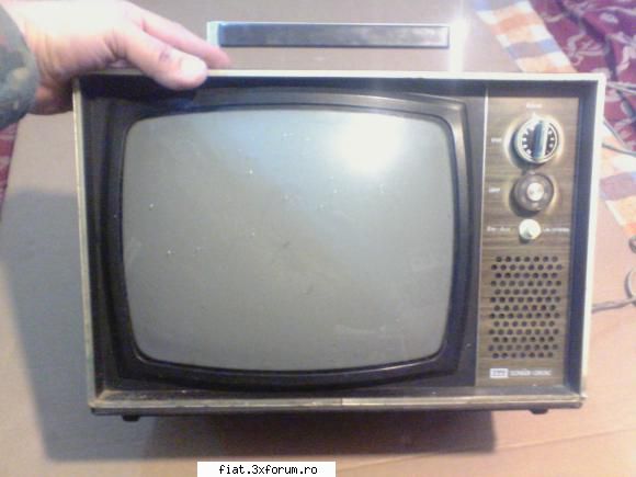 Radiouri - Radiocasetofonul SANYO s-a vandut Radiocasetofon - Anunturi