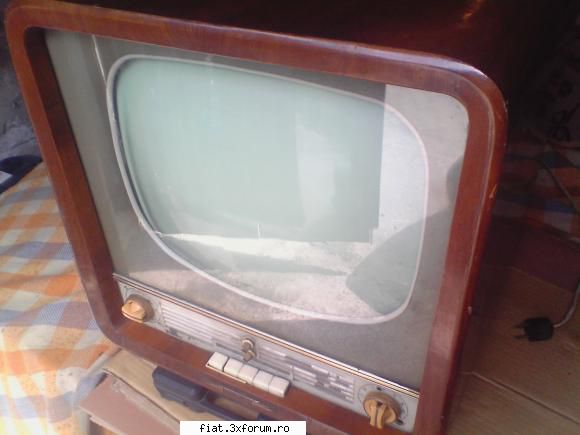 Radiouri - Televizor cu radio RUBIN 102 fabricat in anul - Anunturi