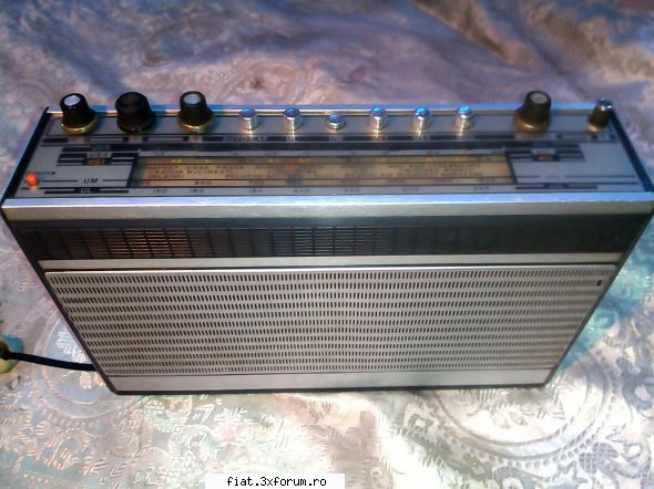 Radiouri - Adaug un radio GLORIA din primele modele , anii - Anunturi