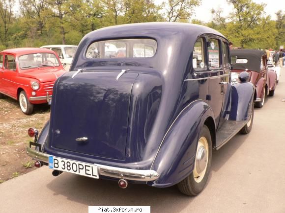 Retroparada Primaverii 2010 - Mult asteptatul Opel din 38 pentru finalizarea - Classic corner