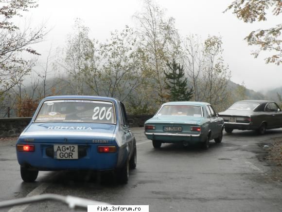 Retroparada toamnei - coupe - Classic corner
