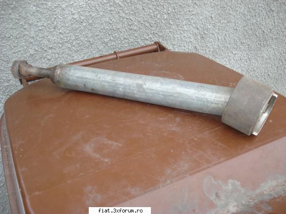 Scule service Dacia 1300 - Dispozitiv extractor pinion de pe trenul mobil al - Anunturi