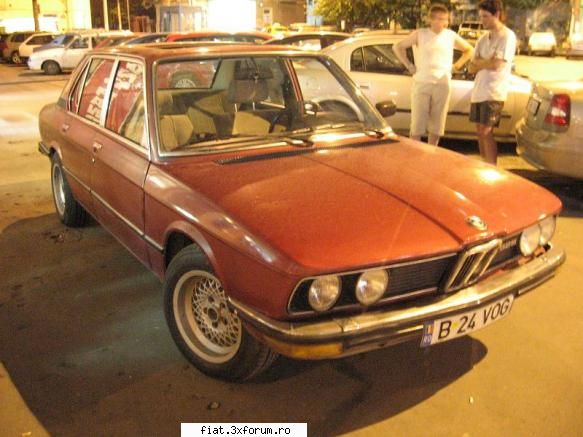 se vinde bmw de mii km reali, 2500cmc, 154cp, cognac metalizat, trapa, fise noi, bujii noi,