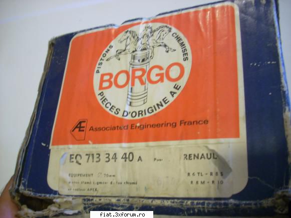 Set motor BORGO original pentru DACIA 1100. - Vand set motor Borgo, original, made in France - Anunturi
