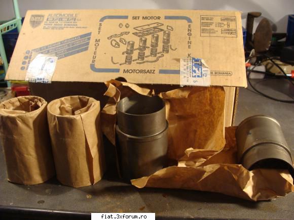 Set motor Dacia 1600 - Vand set motor pentru Dacia Papuc cu motor 1600 - Anunturi