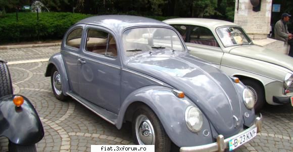 Targul Anticarilor 29-31 mai in Parcul Carol - george-bogdan - Classic corner