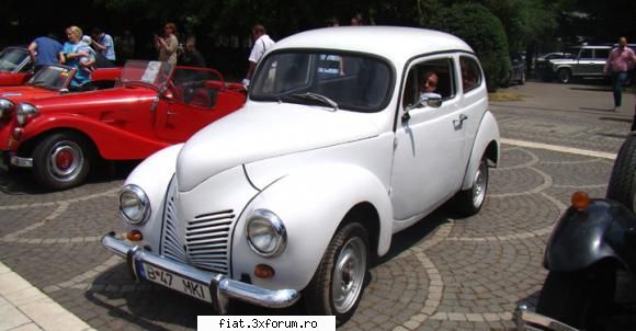 Targul Anticarilor 29-31 mai in Parcul Carol - george-bogdan - Classic corner