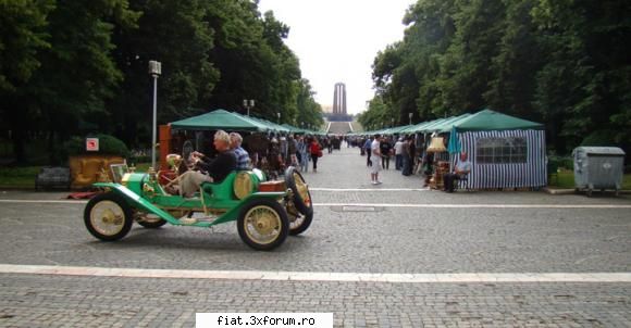 Targul Anticarilor 29-31 mai in Parcul Carol - george-bogdan - Classic corner