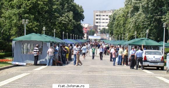 Targul Anticarilor 29-31 mai in Parcul Carol - george-bogdan - Classic corner