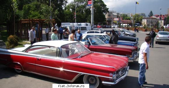 Targul Anticarilor 29-31 mai in Parcul Carol - george-bogdan - Classic corner