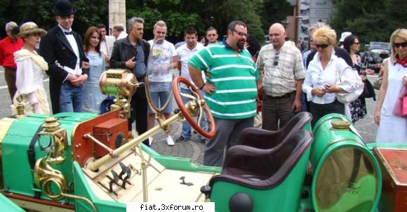 Targul Anticarilor 29-31 mai in Parcul Carol - george-bogdan - Classic corner