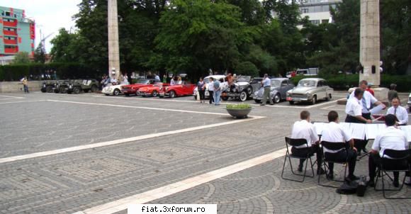 Targul Anticarilor 29-31 mai in Parcul Carol - george-bogdan - Classic corner